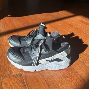 Nike Air Huarache Premium Zip (2018)